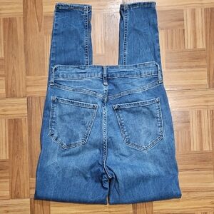 OLD NAVY rockstar super skinny jeans